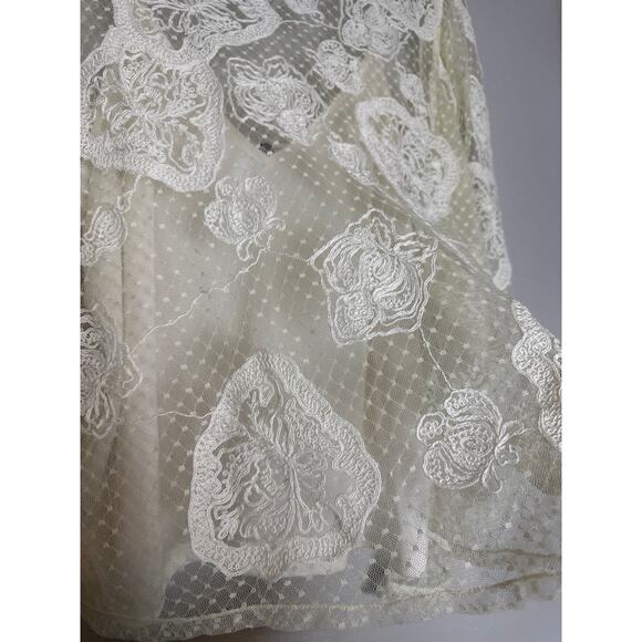 Express Lace Long Sleeve Blouse Top Womens XL Boho Bohemian Cottage Beige White - Picture 11 of 13